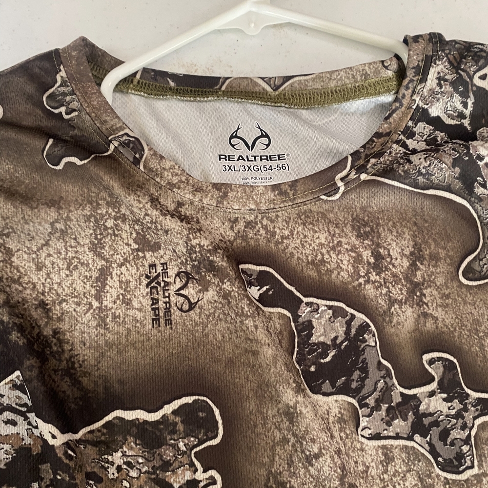 Realtree Men's Camouflage Shirt